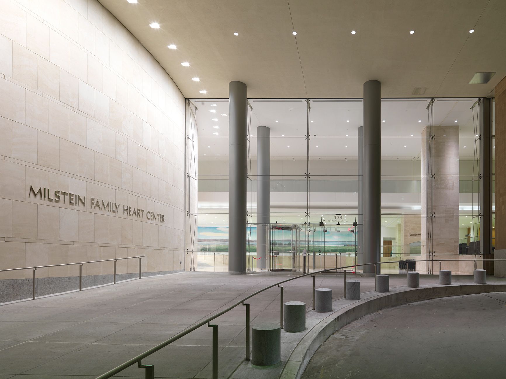 NYPH-Milstein-Heart-Pavilion-Entrance-Photo-21